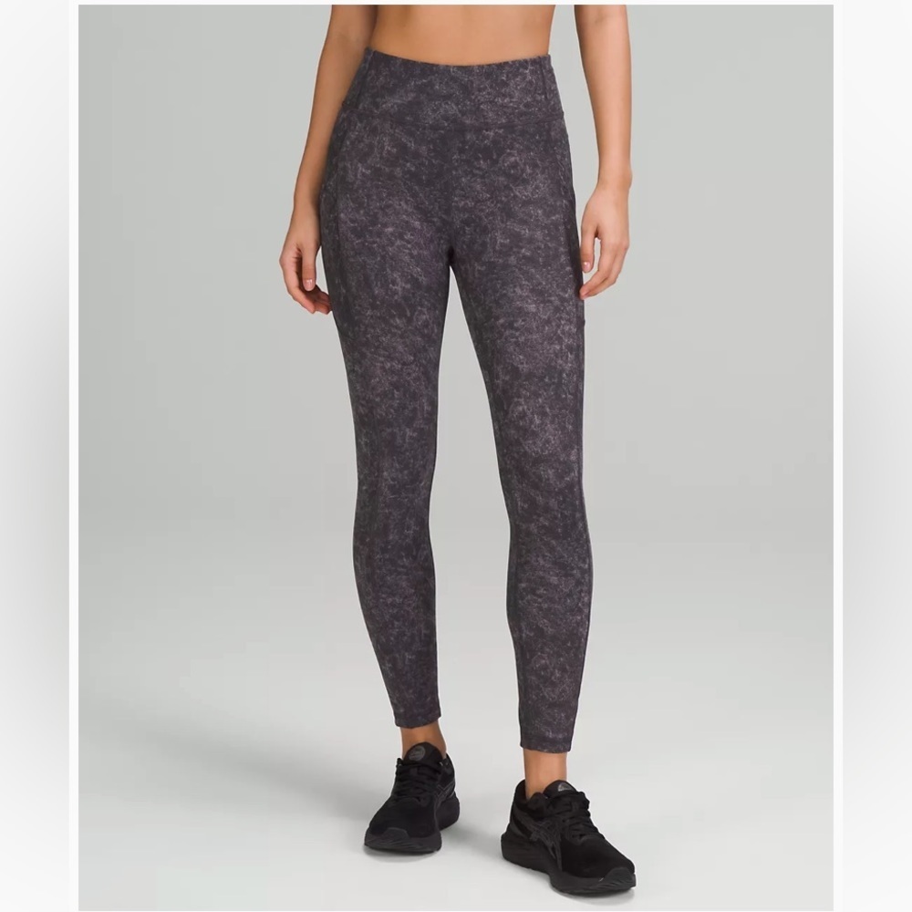Lululemon Invigorate High-rise Tights Size 6 Inseam 25” Denim Wash Dusky GUC